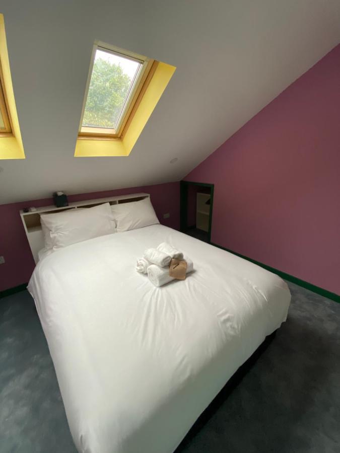 Aaron Wise - 51 Fitzhamon Apartments Cardiff Exterior photo